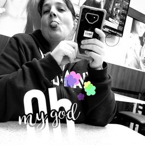 Meet your Posher, Carolyn